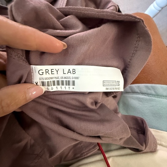 GREY LAB Mauve V-Neck Long Sleeve Blouse - Picture 4 of 7